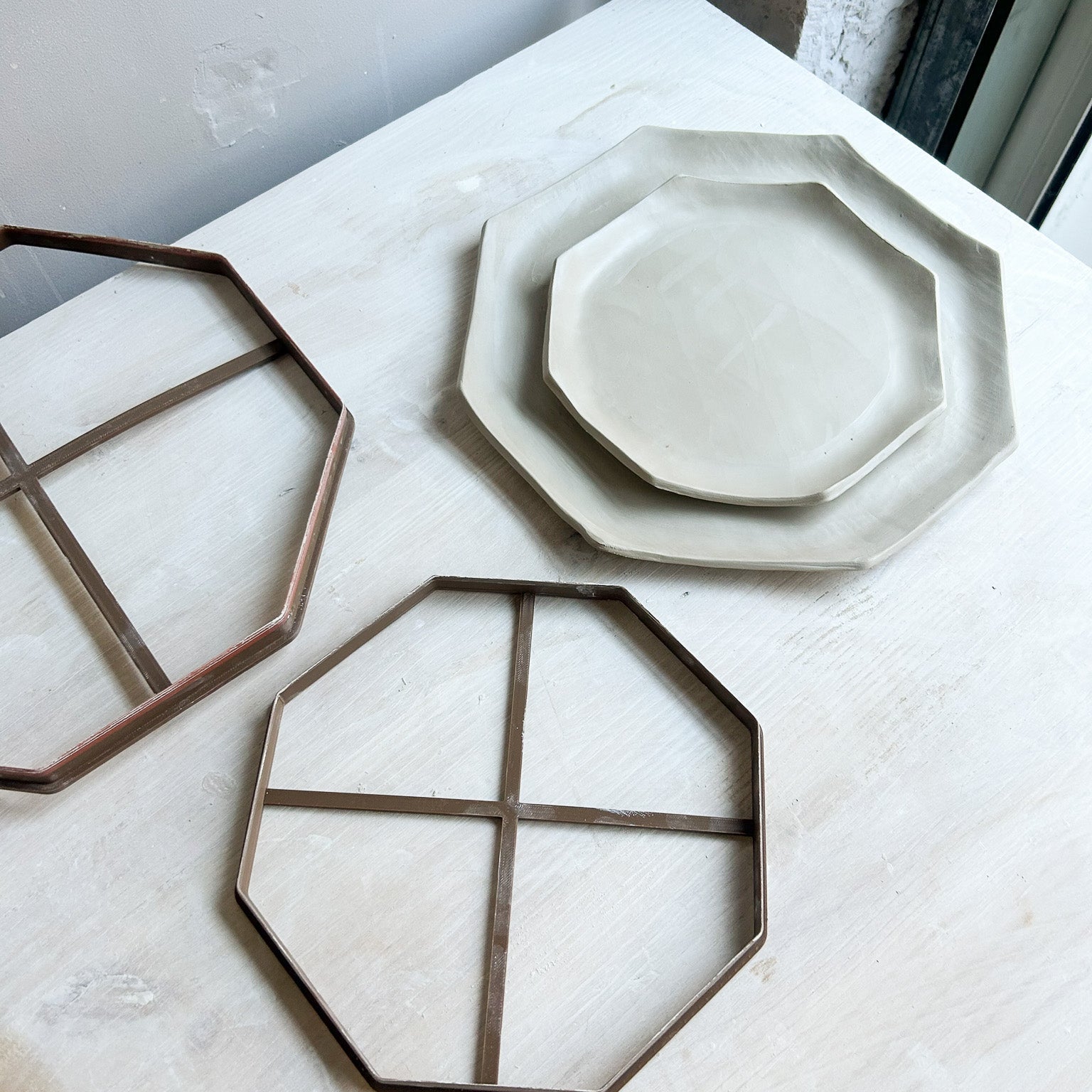 Assiette octogonale (plusieurs tailles)