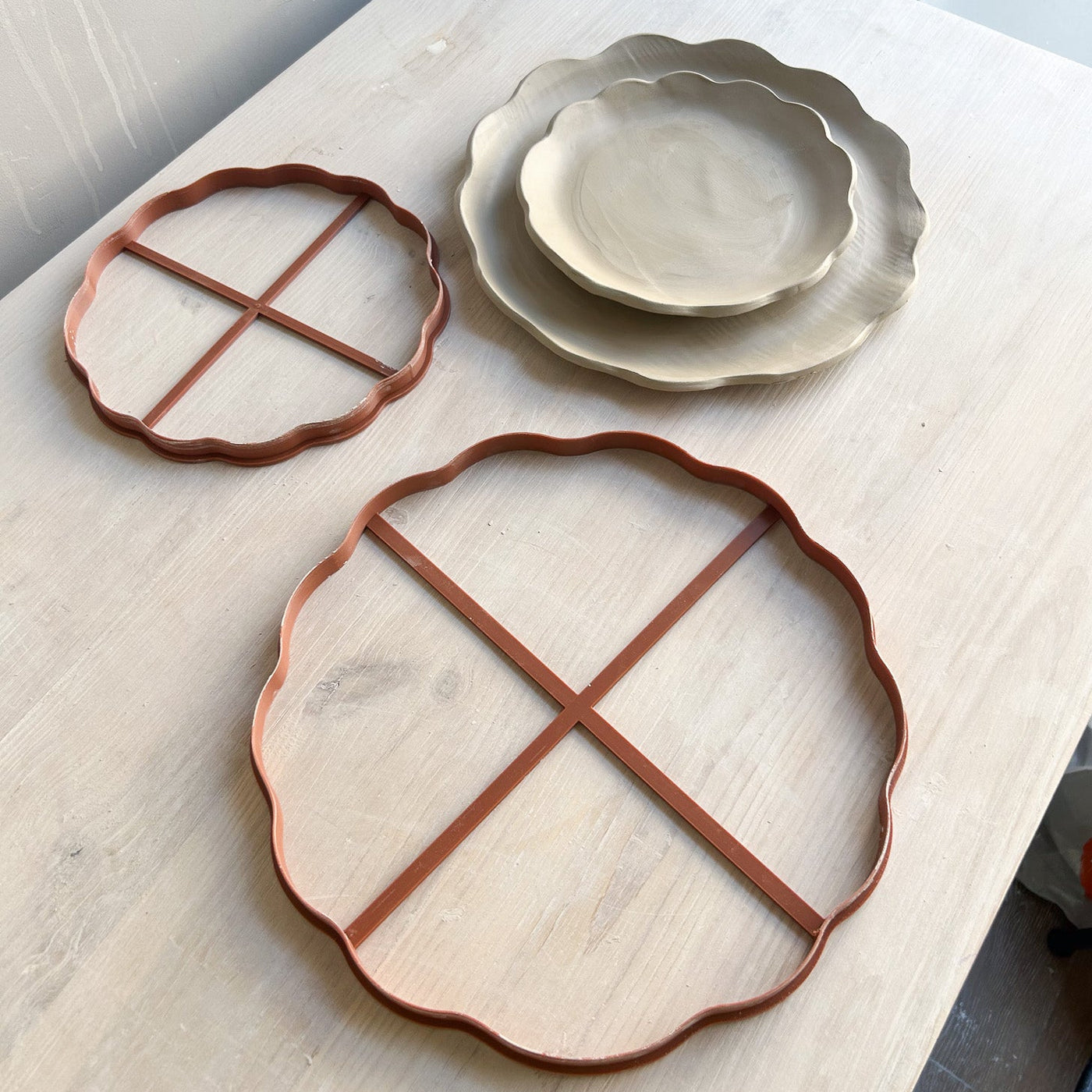 Emporte-pièce - Assiettes ondulées (Plusieurs tailles)