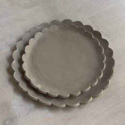 Assiette Festonnée (Plusieurs tailles)